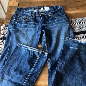 Women’s jeans